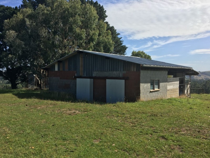 225 McCartins Rd, Foster VIC 3960
