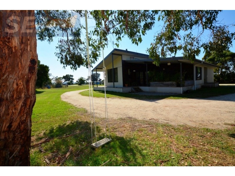 30 Fishers Rd, Tarwin Lower VIC 3956
