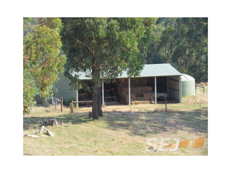 46 Dick Clark Lane, Jindivick VIC 3818