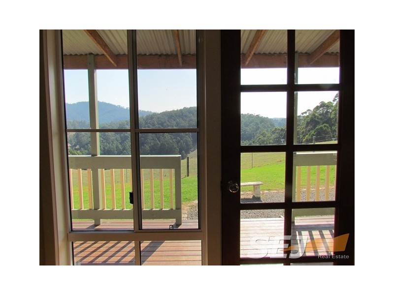 46 Dick Clark Lane, Jindivick VIC 3818