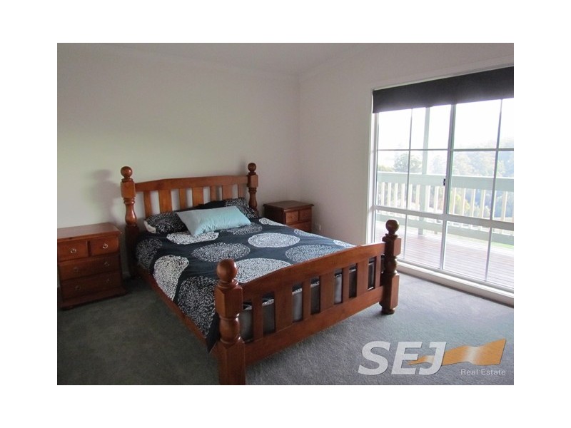 46 Dick Clark Lane, Jindivick VIC 3818