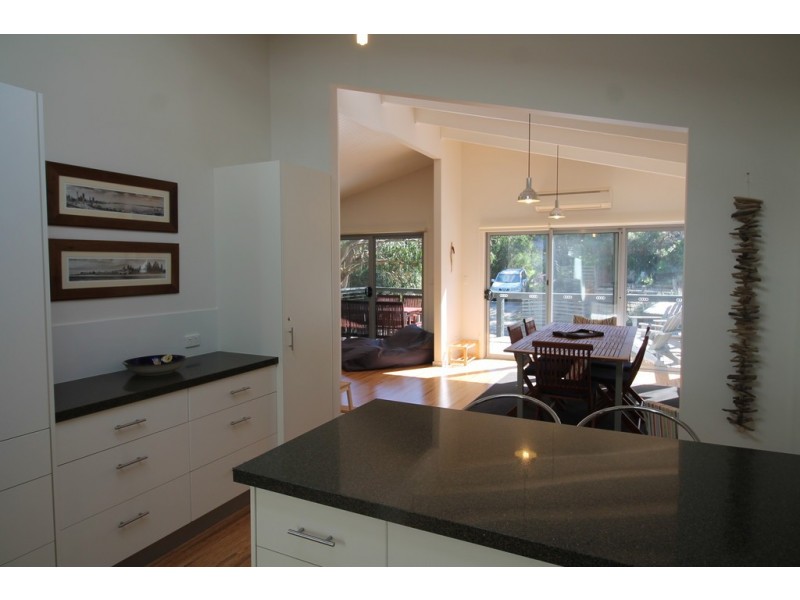 44 Ennisvale Avenue, Sandy Point VIC 3959