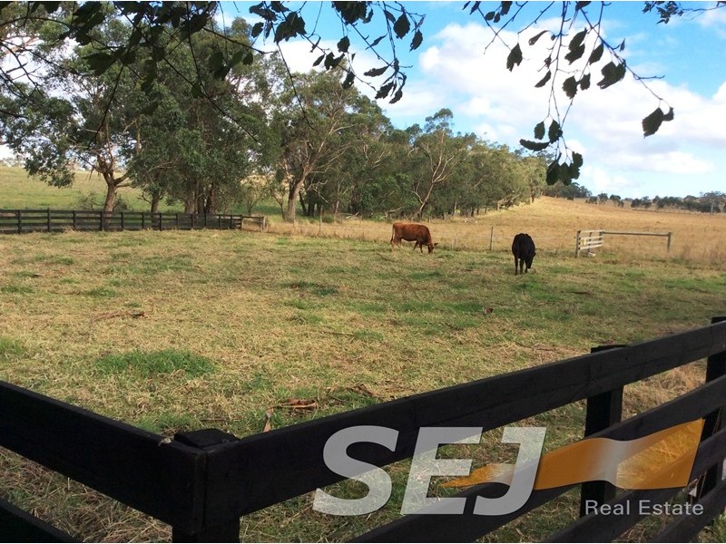 240 Lyons Road, Heath Hill VIC 3981