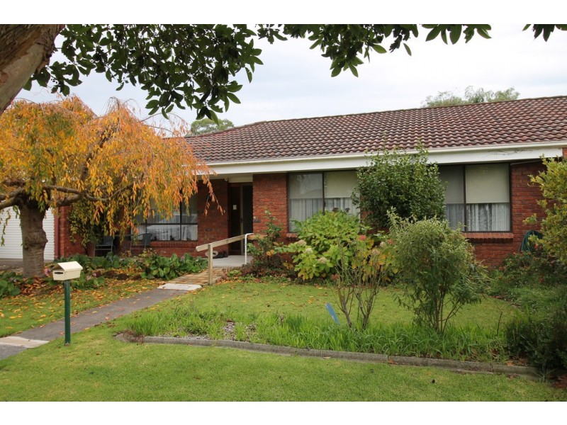 2/13 Hyland St, Foster VIC 3960