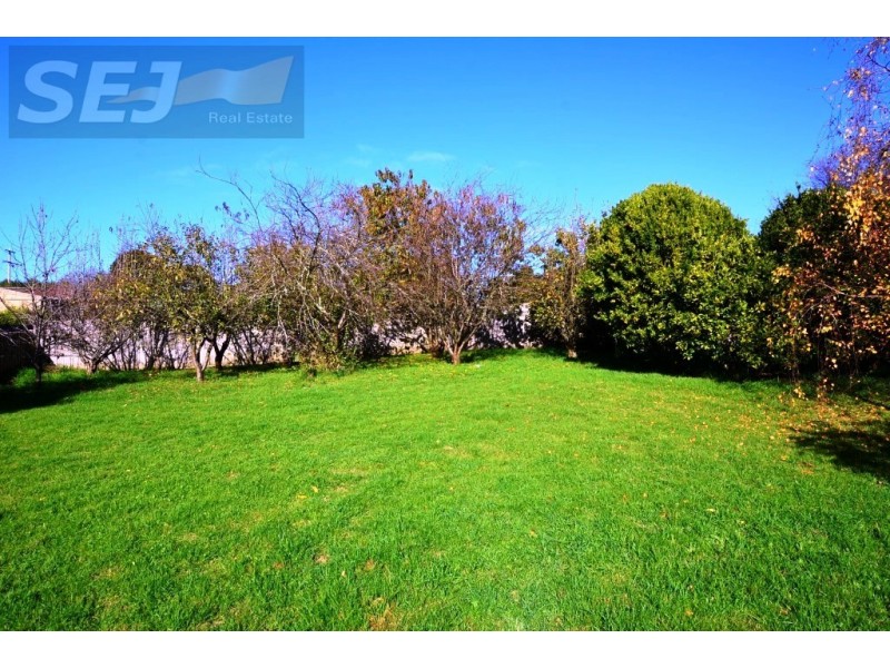 4 Railway Road, Mirboo North VIC 3871
