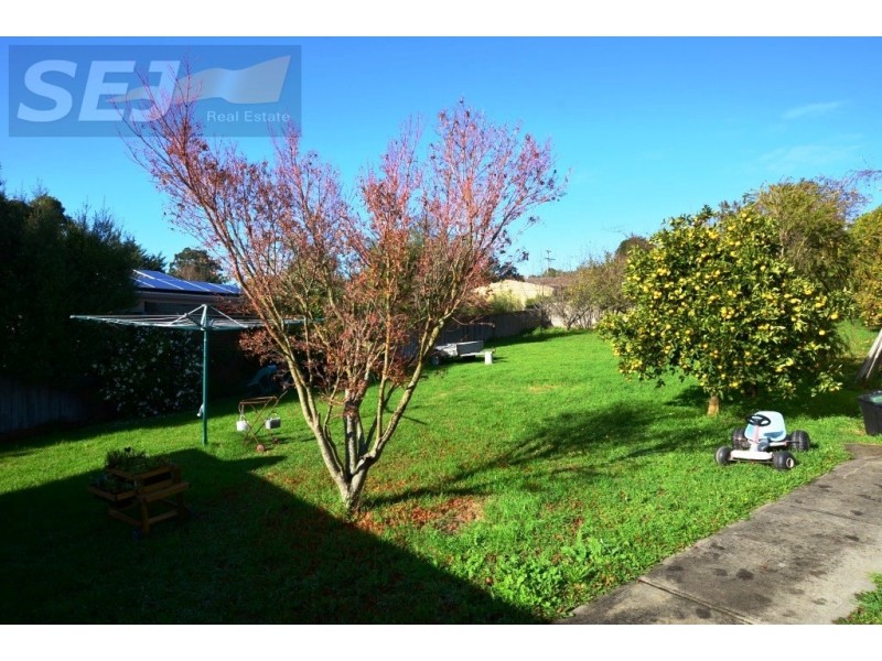 4 Railway Road, Mirboo North VIC 3871