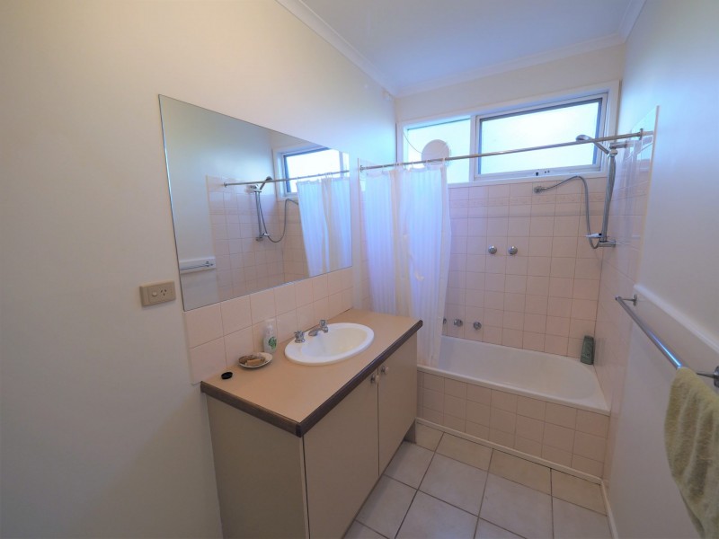39 Ash Ave, Sandy Point VIC 3959
