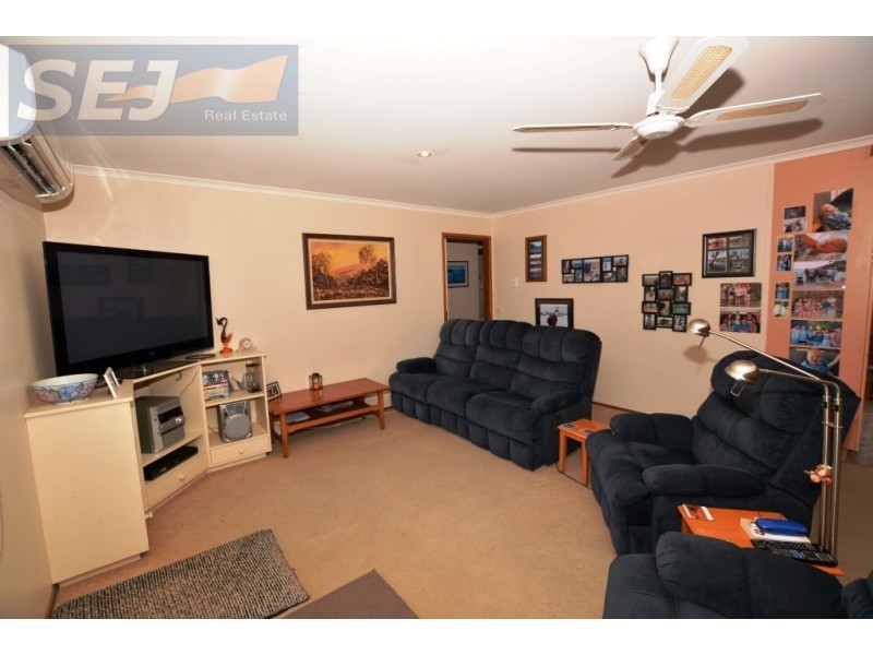 37 Callaway Cres., Leongatha VIC 3953