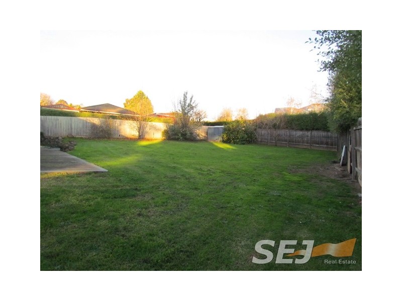 11 Rulemount Road, Warragul VIC 3820
