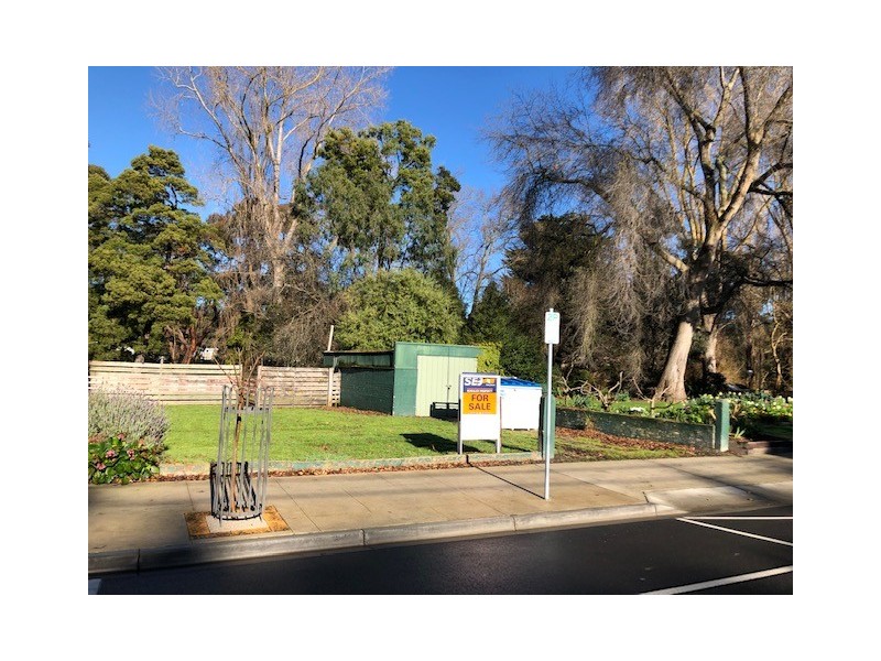 12 Main St, Foster VIC 3960