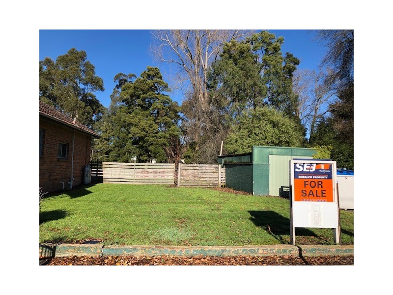 12 Main St, Foster VIC 3960