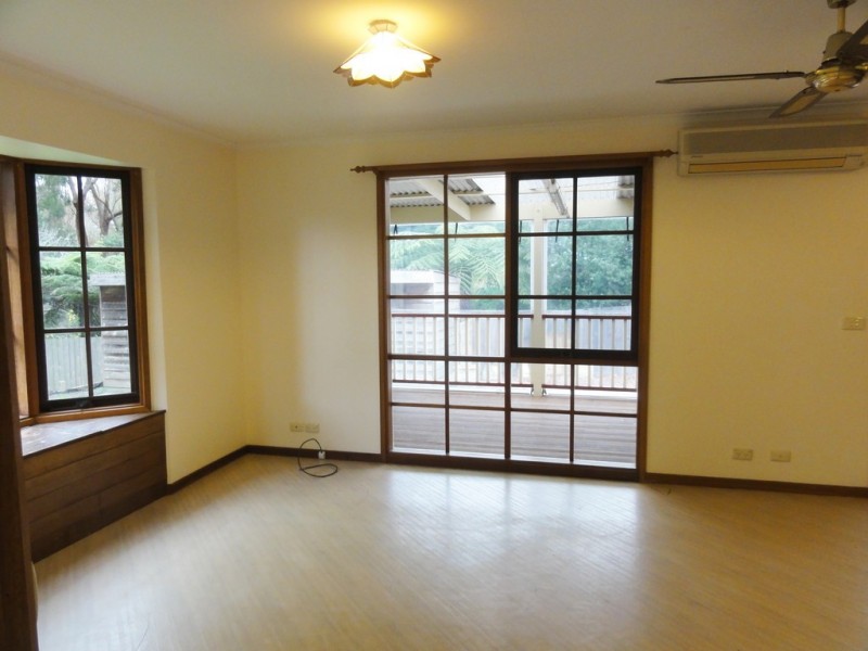 9 Pioneer St, Foster VIC 3960