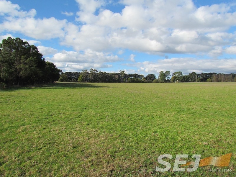 145 Mountain Glen Drive, Trafalgar East VIC 3824