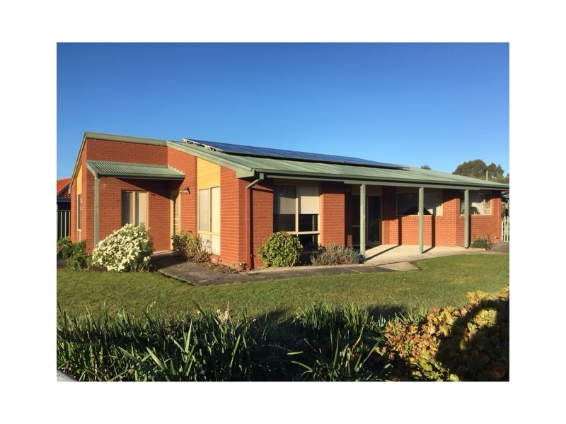 12 Hyland St, Foster VIC 3960