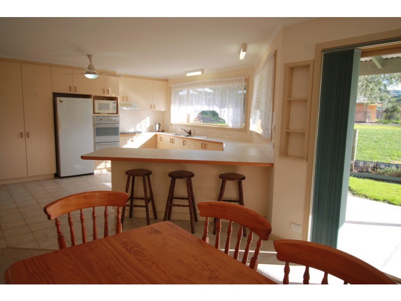 12 Hyland St, Foster VIC 3960