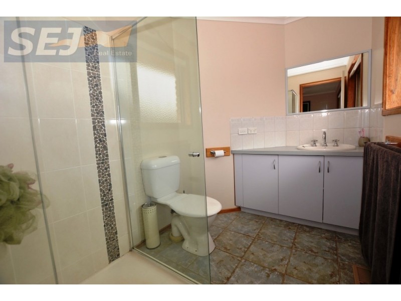 25 Callaway, Leongatha VIC 3953