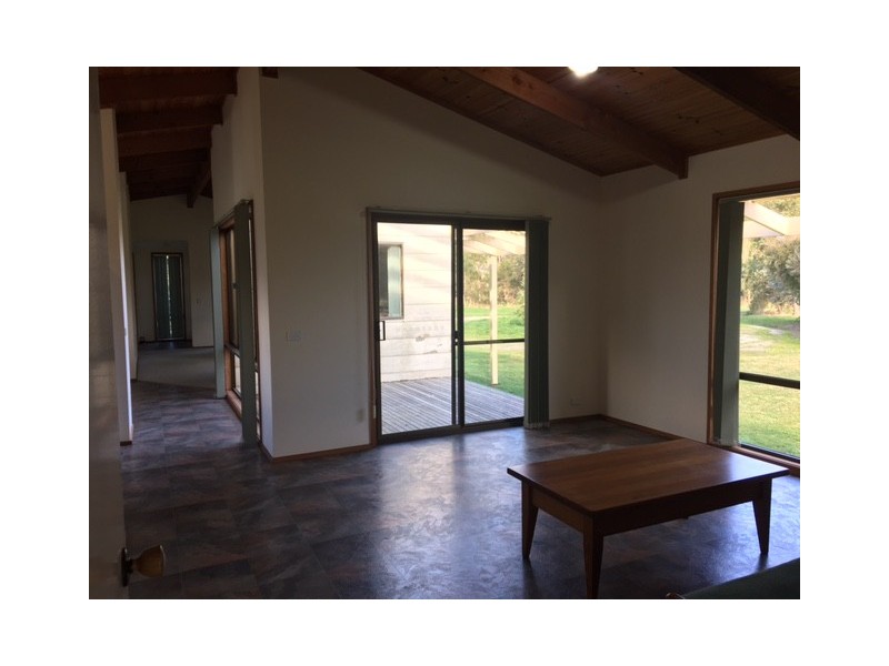 135 Fullers Rd, Foster VIC 3960