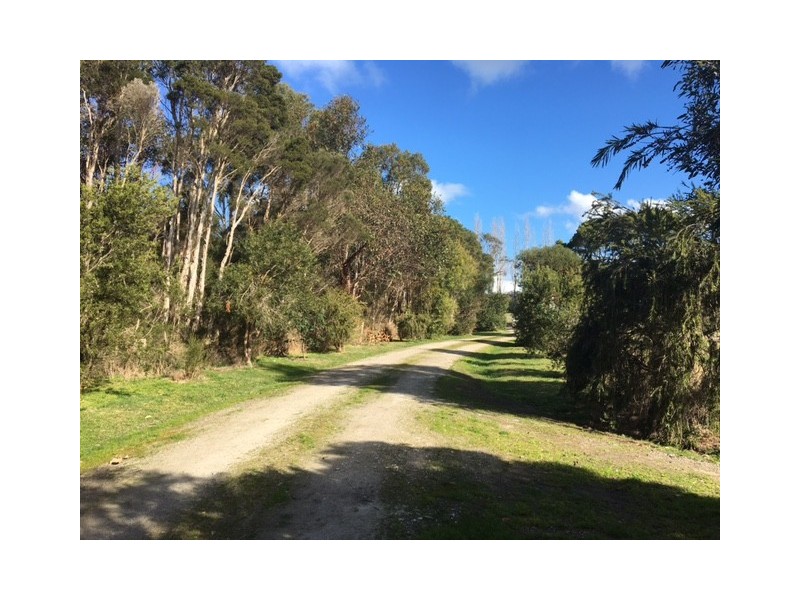 135 Fullers Rd, Foster VIC 3960