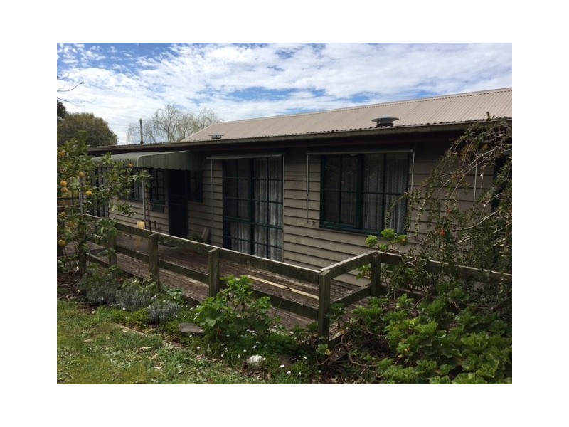 170 Meikle Rd, Fish Creek VIC 3959