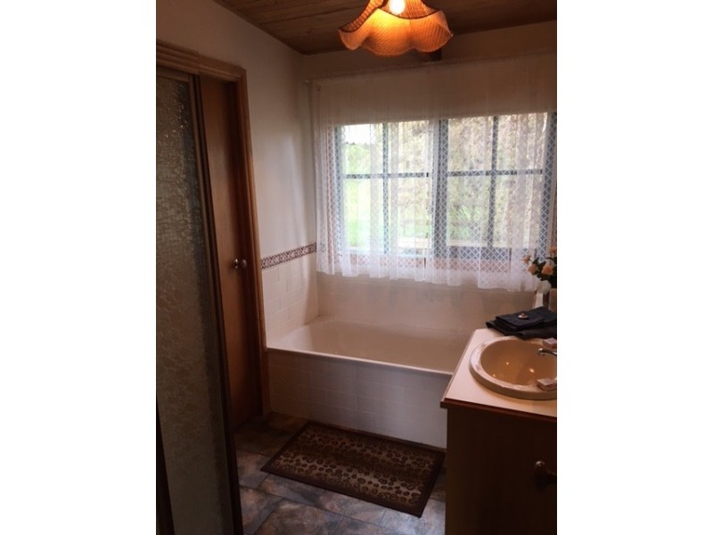 170 Meikle Rd, Fish Creek VIC 3959