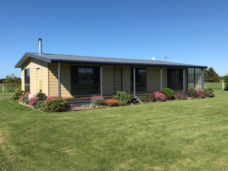 11 Wilkinsons Rd, Toora VIC 3962