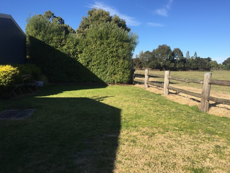 110 Station Road, Foster VIC 3960