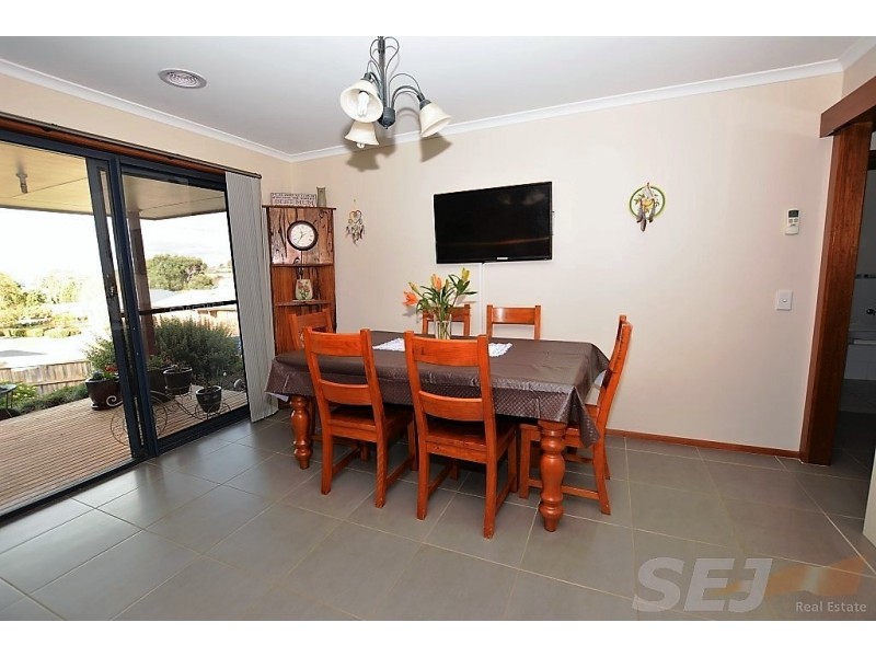 10 Silverback Place, Leongatha VIC 3953