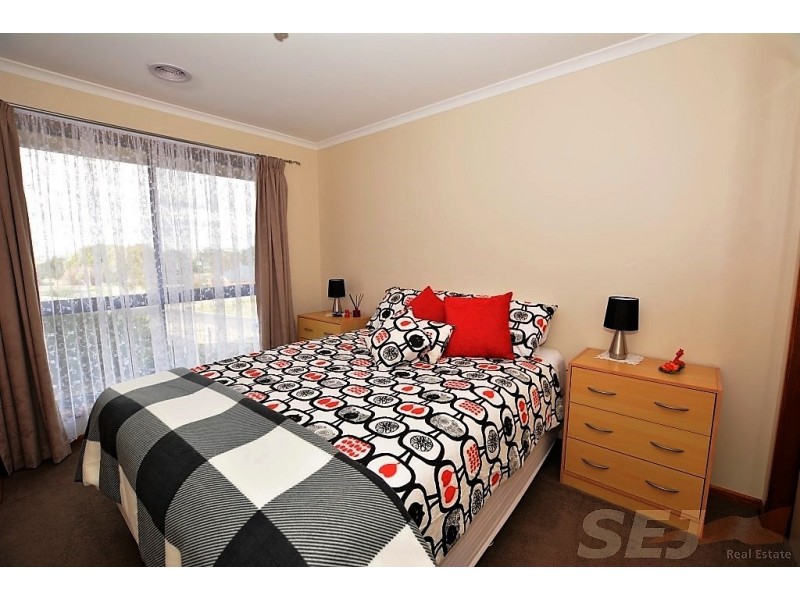 10 Silverback Place, Leongatha VIC 3953
