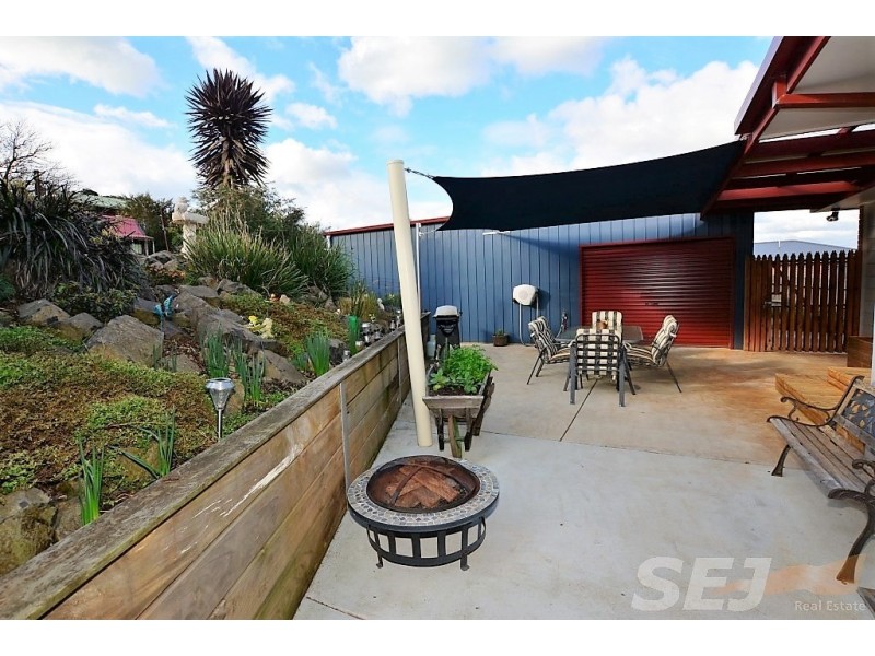10 Silverback Place, Leongatha VIC 3953