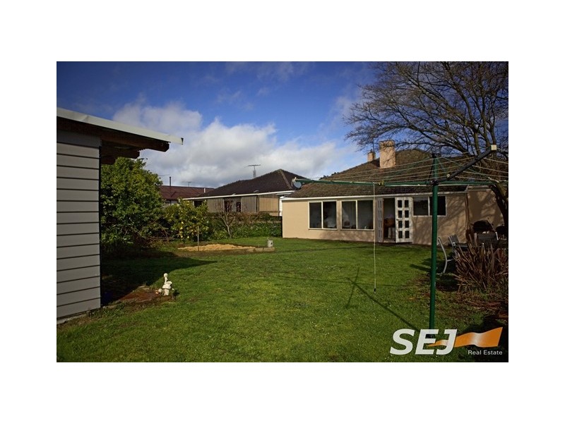 24 Brandy Creek Road, Warragul VIC 3820