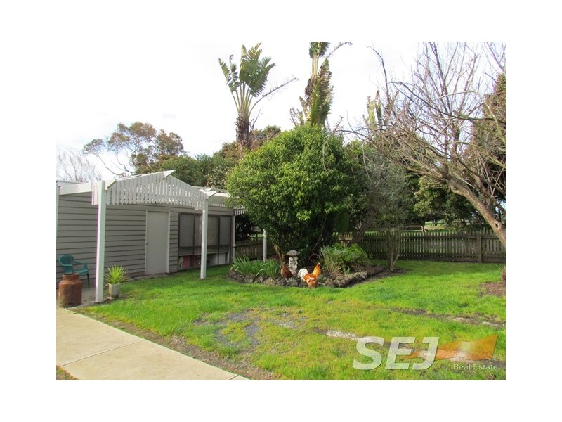 290 Sheehan Road, Hallora VIC 3818