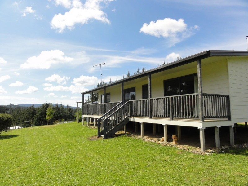 35 Johnsons Rd, Foster VIC 3960