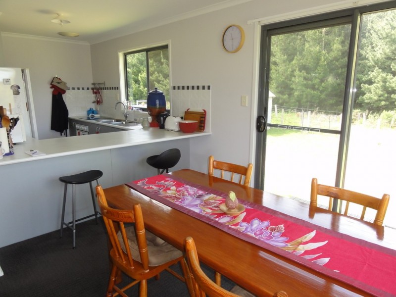 35 Johnsons Rd, Foster VIC 3960