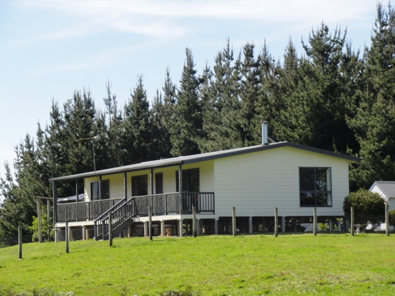 35 Johnsons Rd, Foster VIC 3960