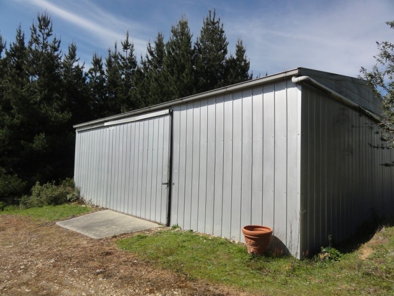 35 Johnsons Rd, Foster VIC 3960