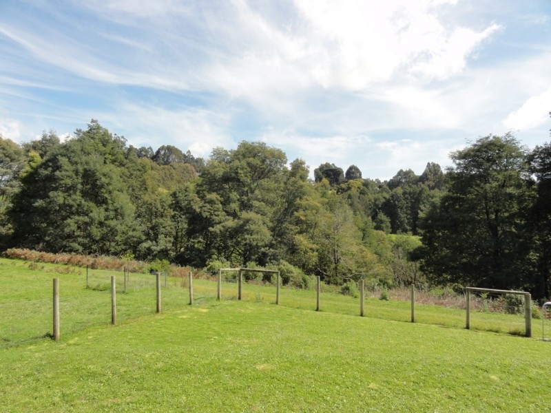 35 Johnsons Rd, Foster VIC 3960