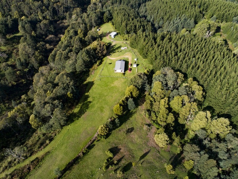 35 Johnsons Rd, Foster VIC 3960