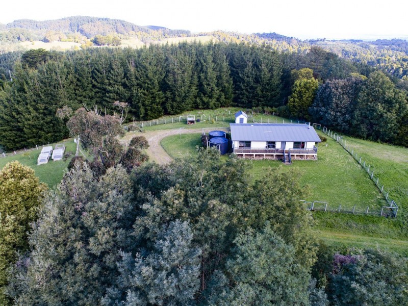 35 Johnsons Rd, Foster VIC 3960