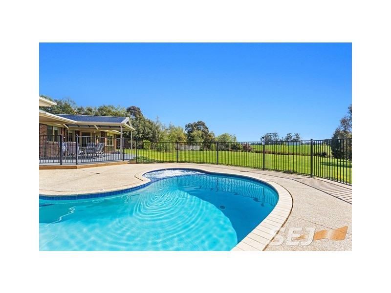 12 BELLA VISTA DRIVE, Warragul VIC 3820