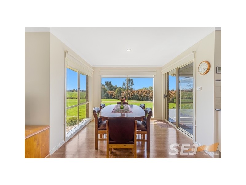 12 BELLA VISTA DRIVE, Warragul VIC 3820