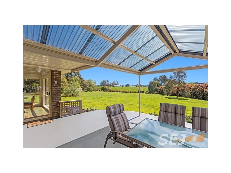 12 BELLA VISTA DRIVE, Warragul VIC 3820