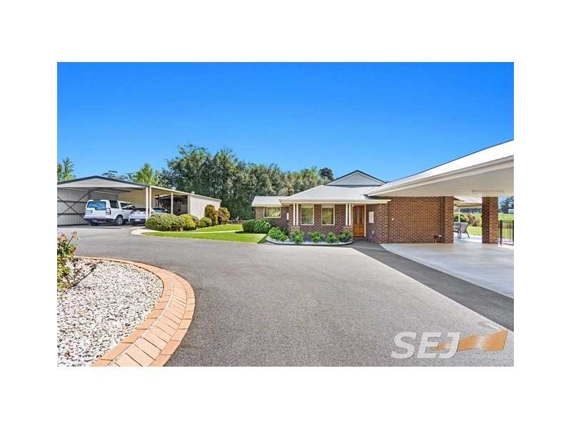12 BELLA VISTA DRIVE, Warragul VIC 3820