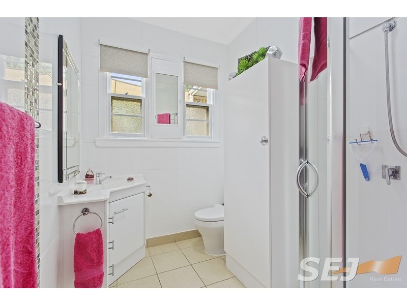 3 MARY STREET, Warragul VIC 3820