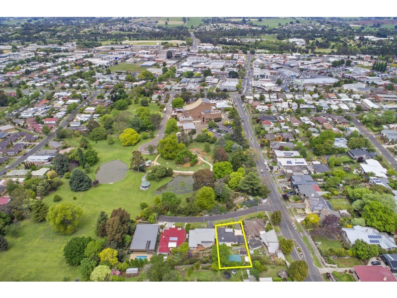 3 MARY STREET, Warragul VIC 3820