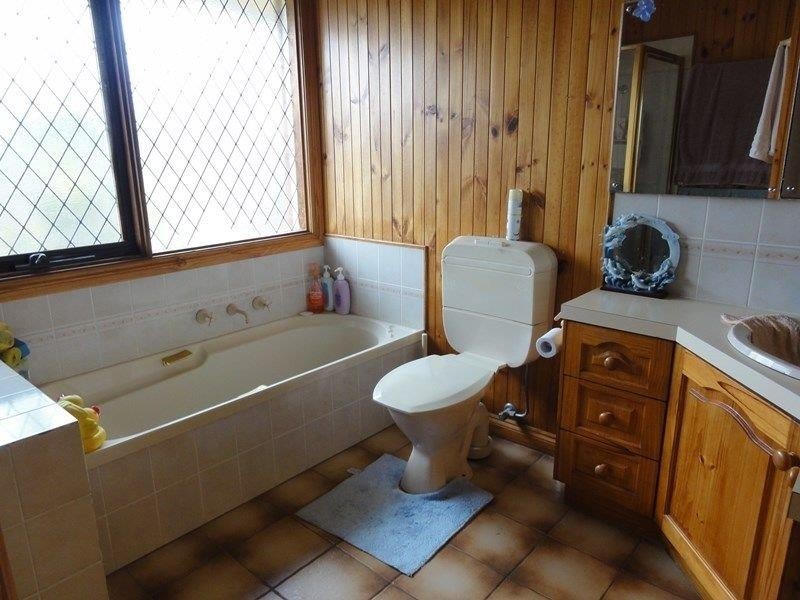 54 Welshpool Rd, Toora VIC 3962