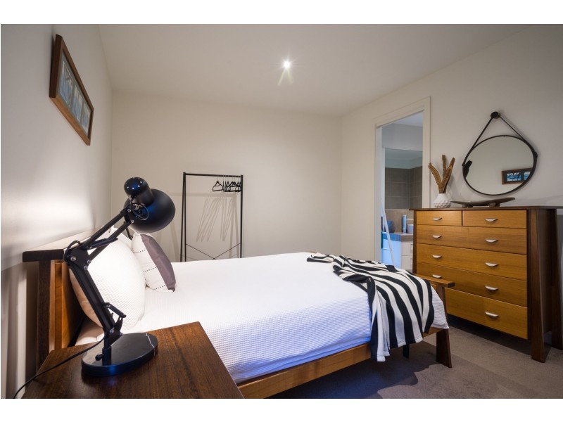 39 Acacia St, Walkerville VIC 3956