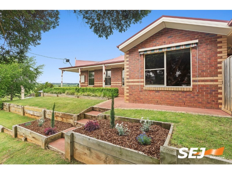 18 Chamberlain Drive, Leongatha VIC 3953