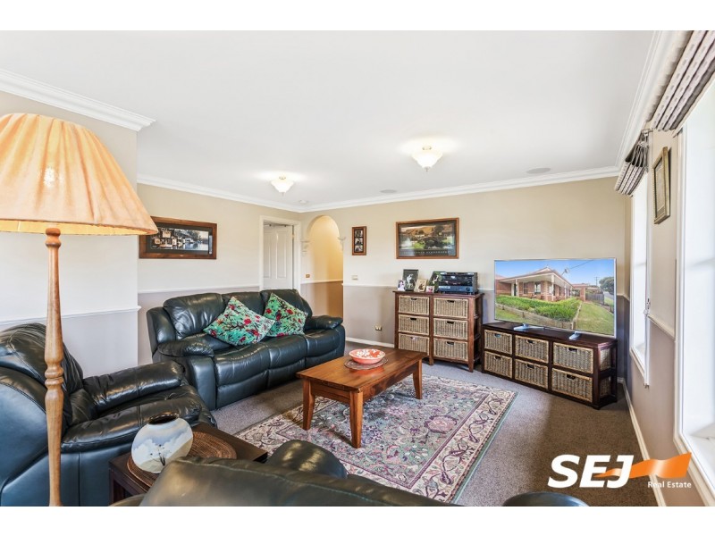 18 Chamberlain Drive, Leongatha VIC 3953
