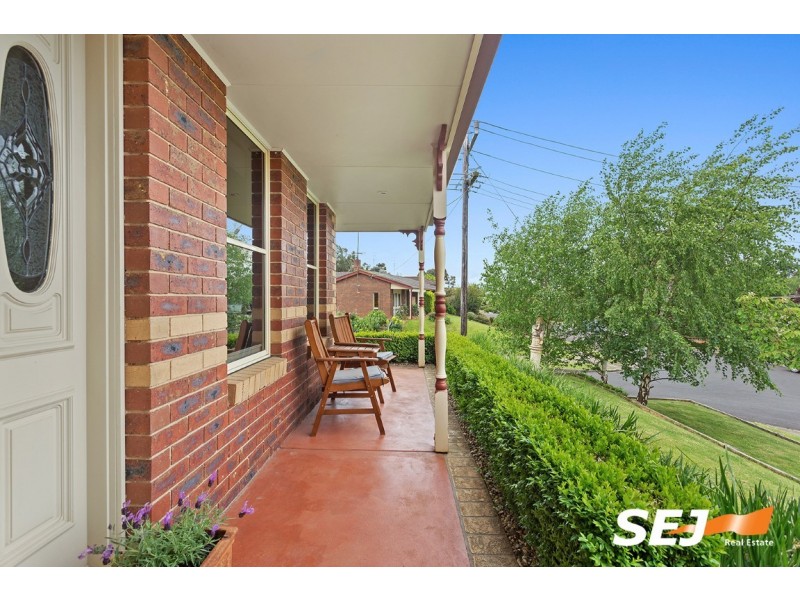 18 Chamberlain Drive, Leongatha VIC 3953