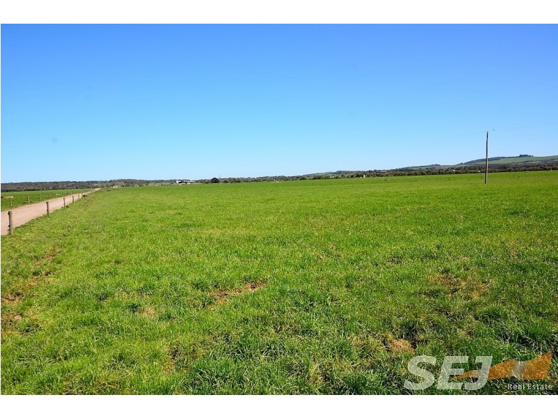 180 Brown and Johnsons Rd, Middle Tarwin VIC 3956